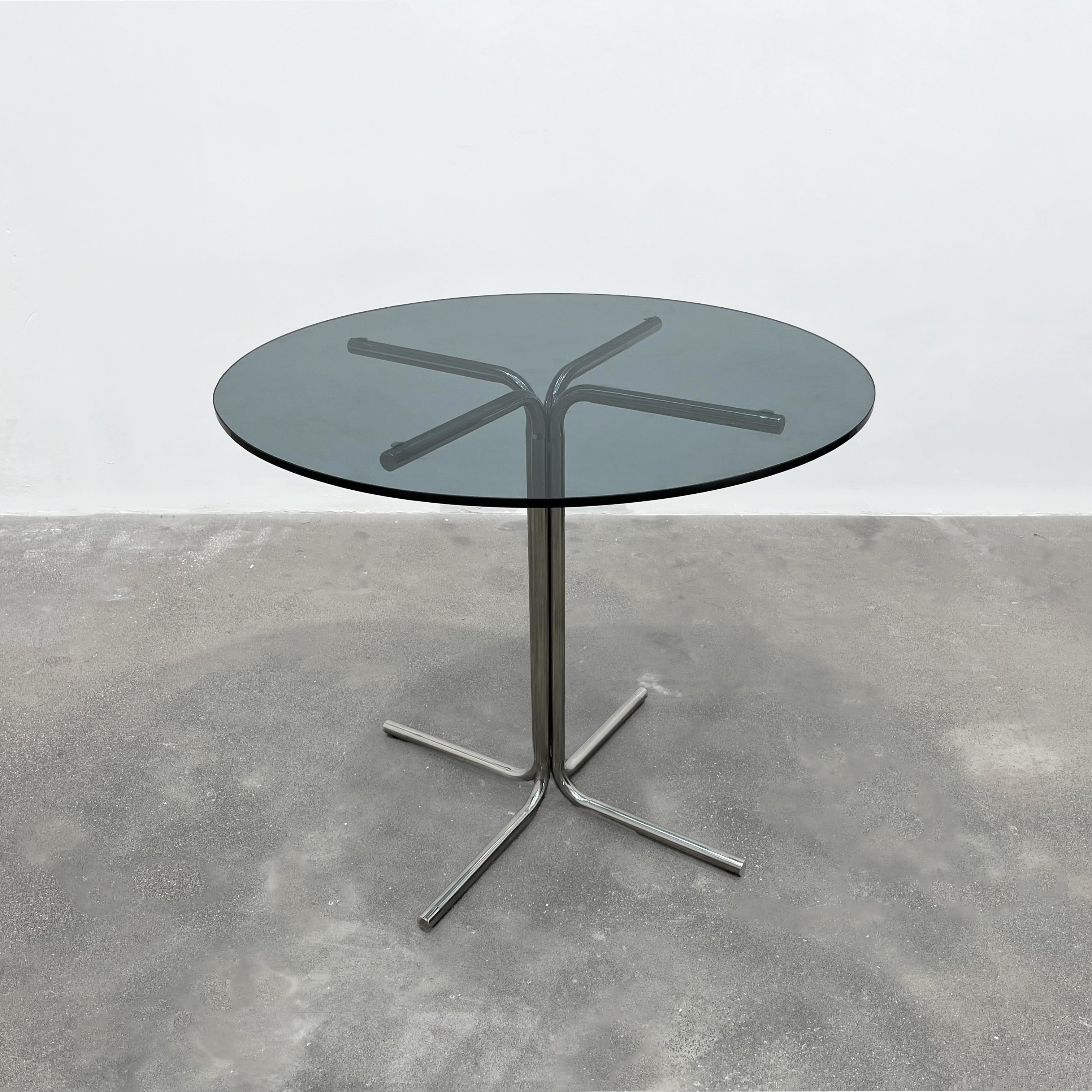 Chromato Dining Table