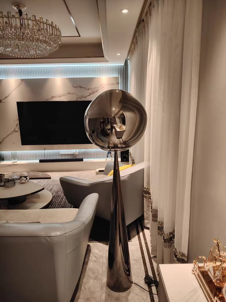 Nox Floor Lamp