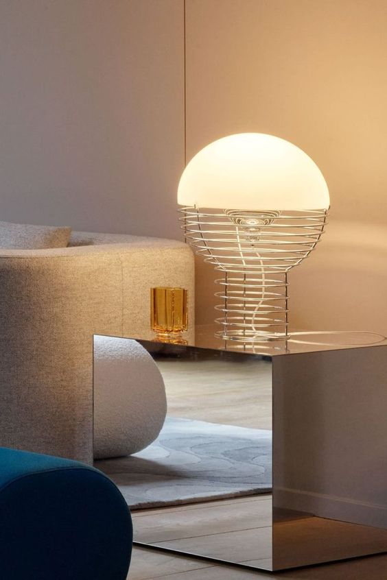 Wire Table Lamp Replica