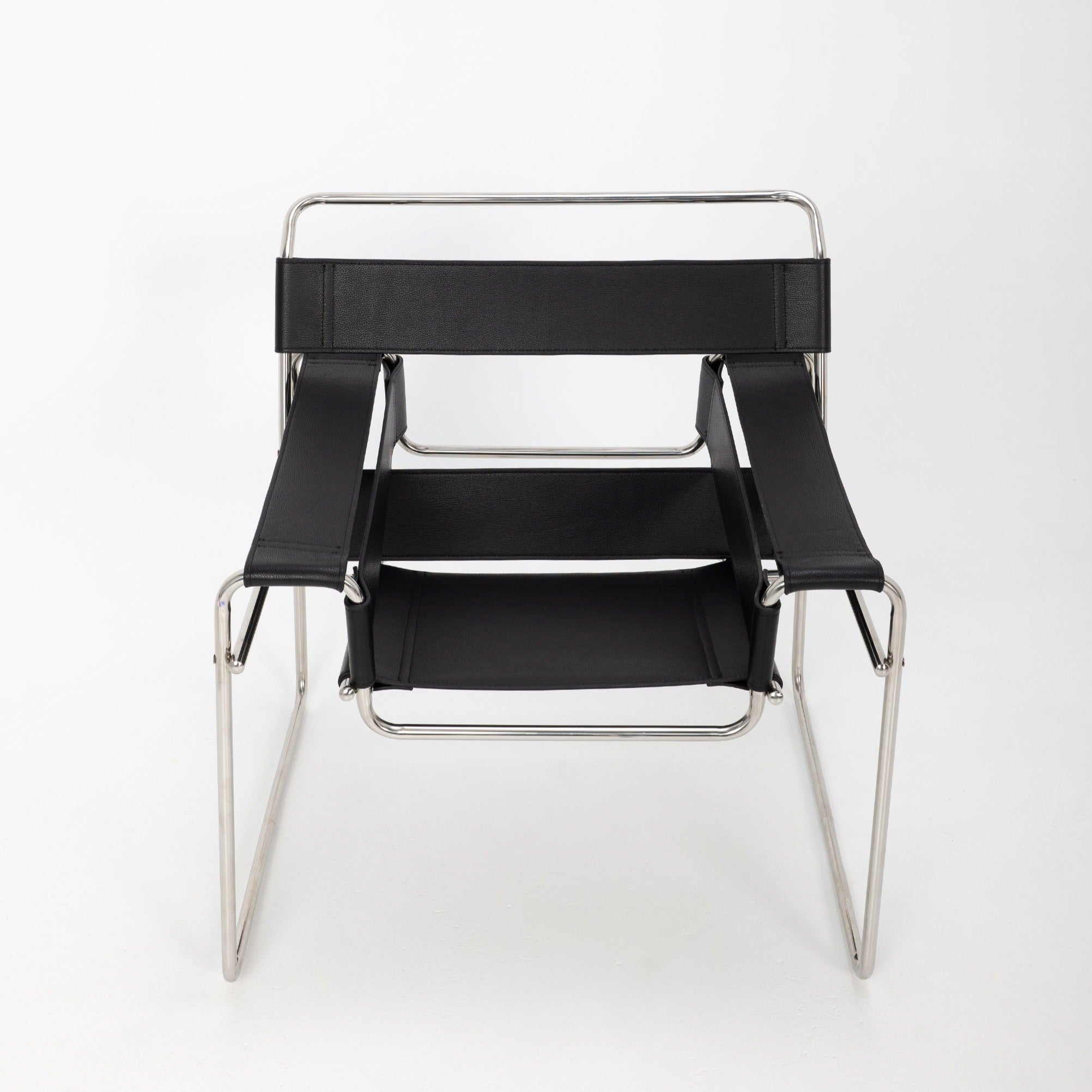 Breuer Chair in Black Italian Leather - Replica