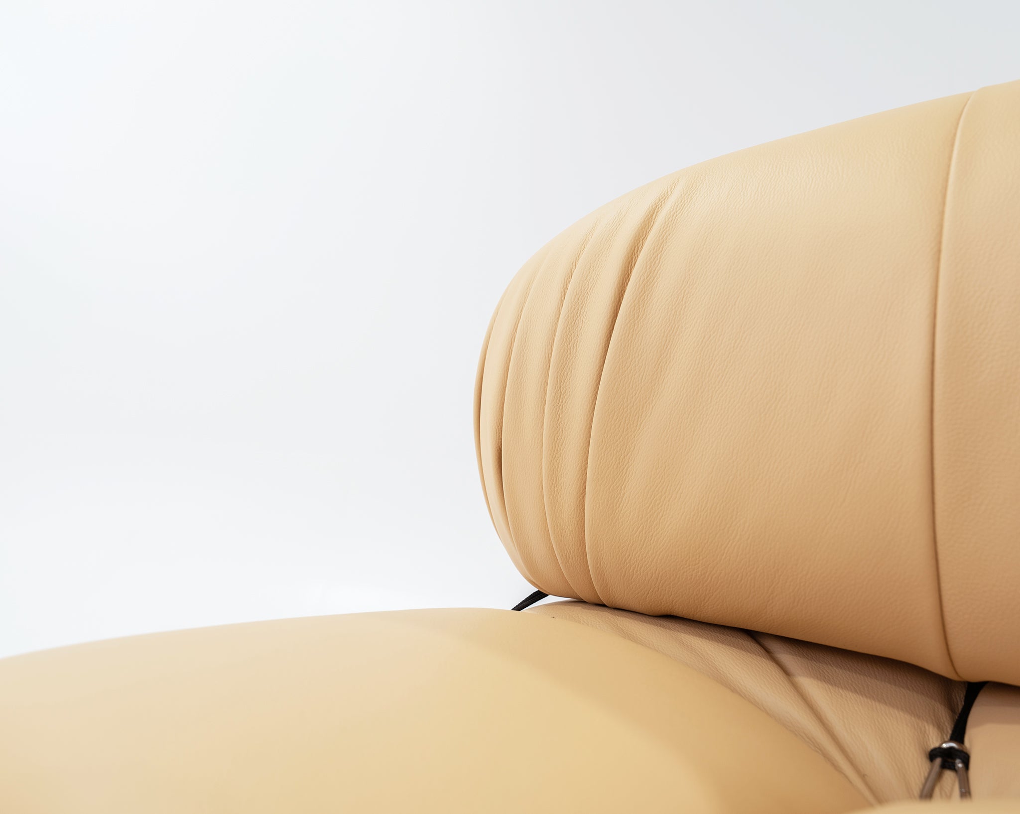 The Camaleon Replica in Nude Italian Leather