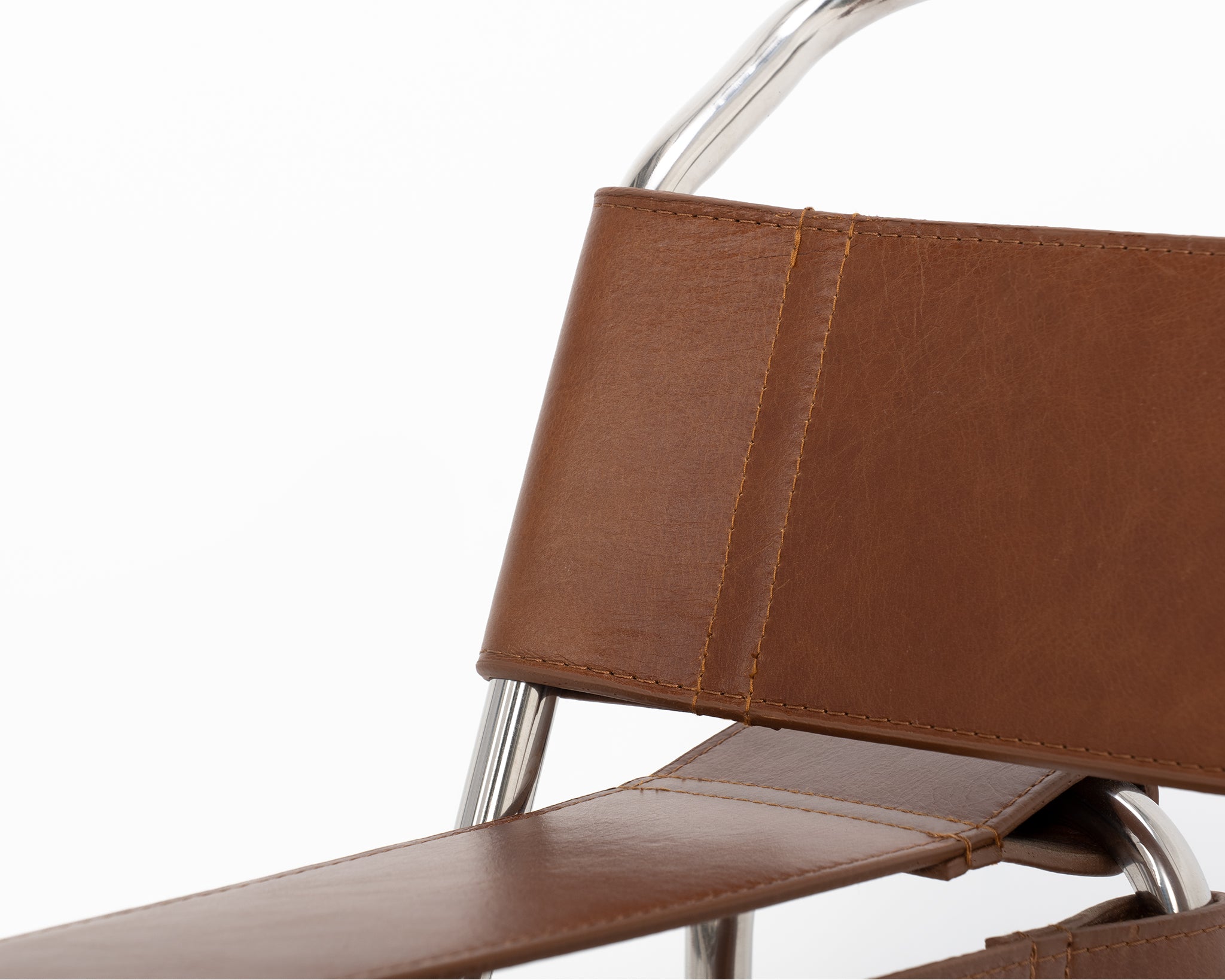 Breuer Chair in Chestnut Vintage Leather - Replica
