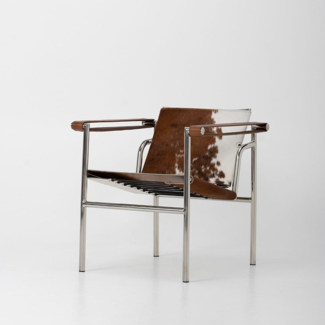 Le Minimal chair in Brown & White Cowhide