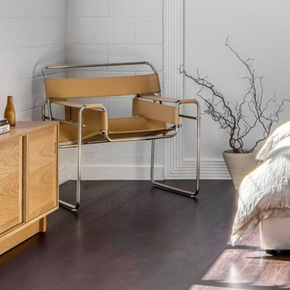 Breuer Chair in Nude Italian Leather - Replica